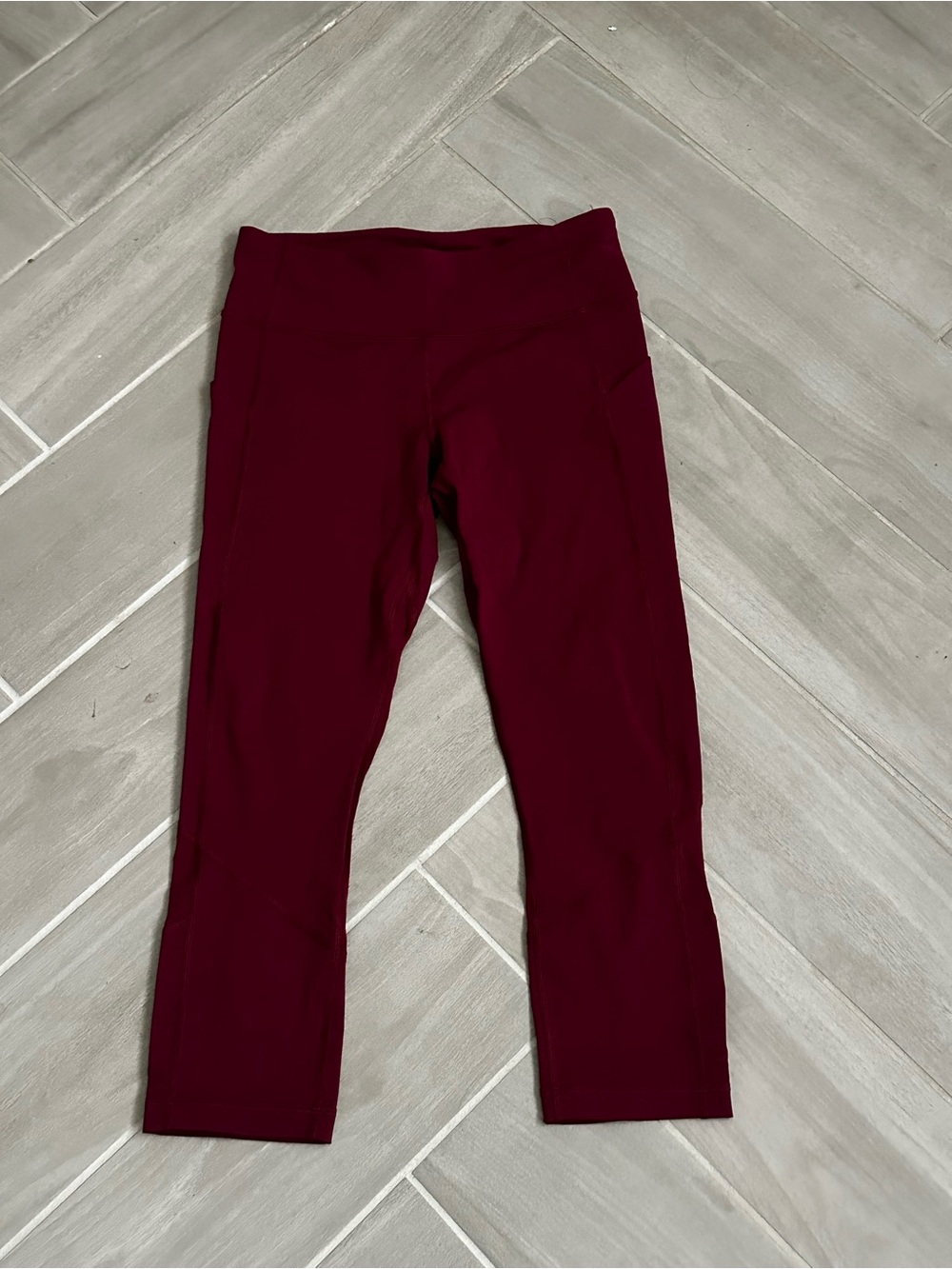 lululemon athletica Burgundy Capris